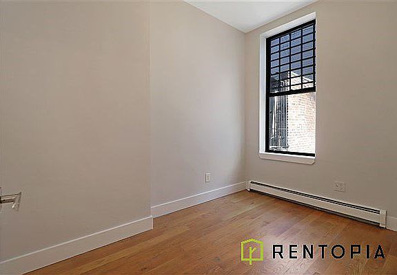5th image of 283 Malcolm X Blvd #1D