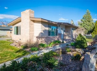 1227 S Jefferson Ave, Moses Lake, WA 98837
