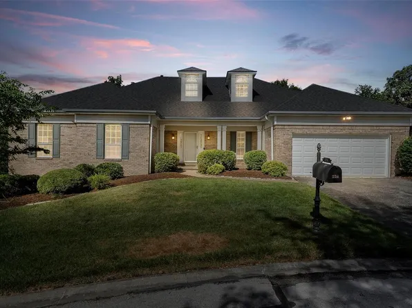 224 Whitmoor Forest Ct #25, Saint Charles, MO 63304