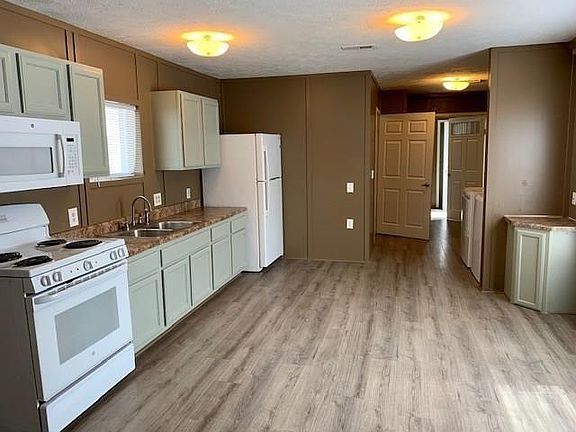 3rd image of 3621 County Road 161 #M
