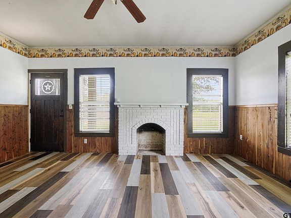 5th image of 506 E Longview St