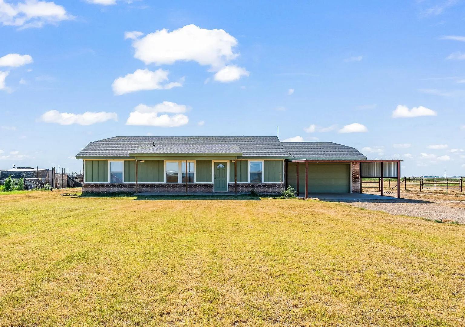 Country Living In Roosevelt ISD! — Photo 1
