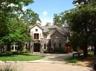 26 Robinlake Ln, Houston, TX 77024