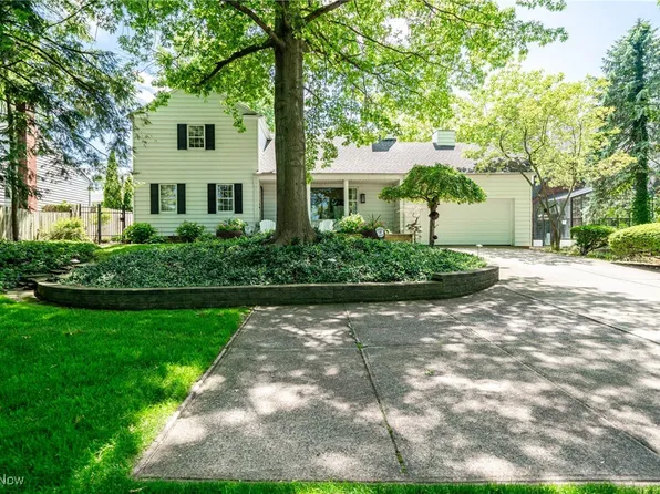 11101 Edgewater Dr, Cleveland, OH 44102