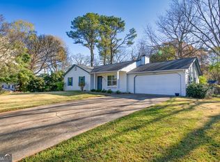 440 Jaywood Dr, Stone Mountain, GA 30083