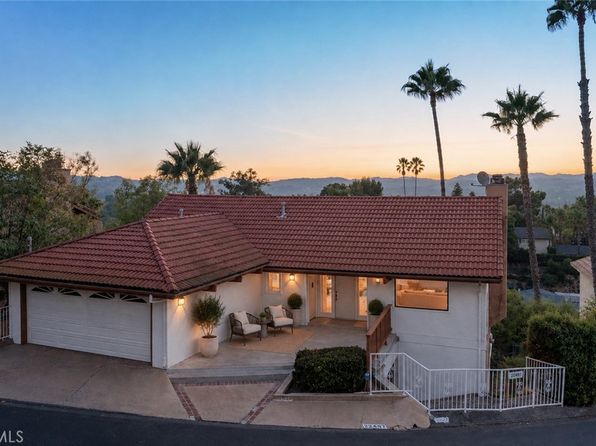 22497 Venido Rd, Woodland Hills — photo 1