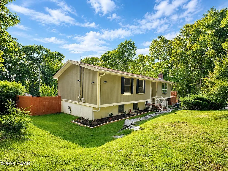 2193 Spring Dr — Photo 42