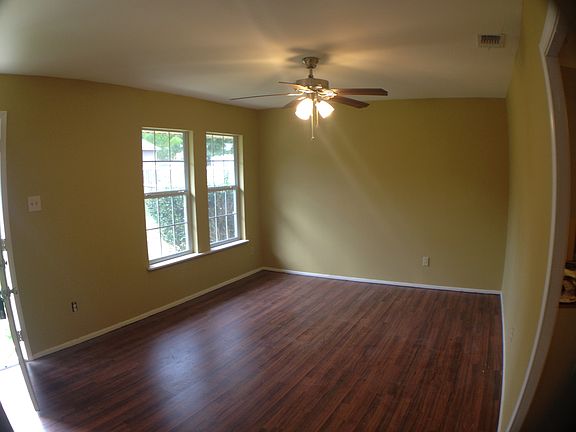 5th image of 1403 Southridge Dr