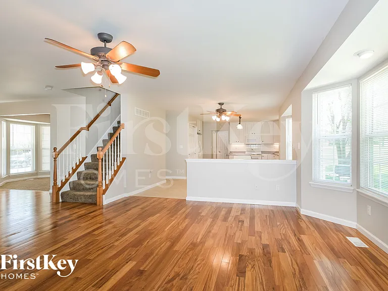 259 Hickory Wood Dr — Photo 4