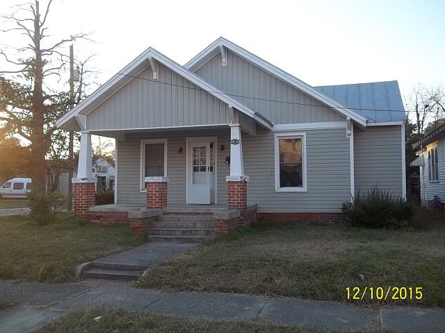 1st image of 416 Villa St
