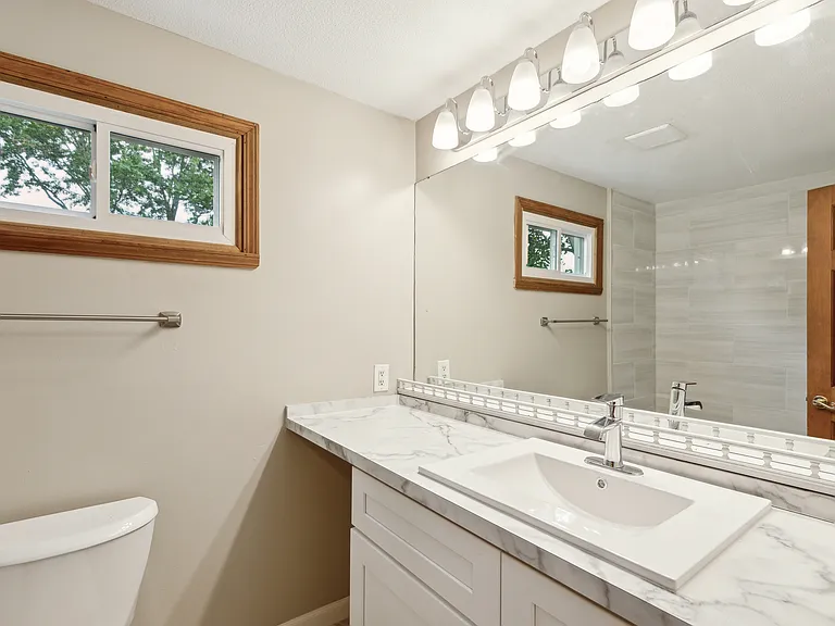 8237 Vicksburg Pl — Photo 22