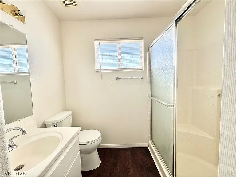 1861 Haiwee St #C — Photo 10