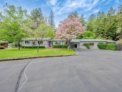 298 Valley View Road, Ukiah, CA, 95482
