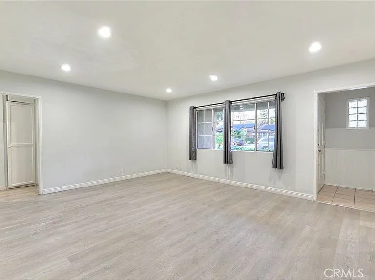 118 W Magna Vista Ave — Photo 6