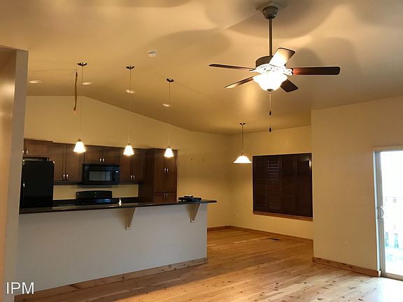 4th image of 39 Voyager Ln