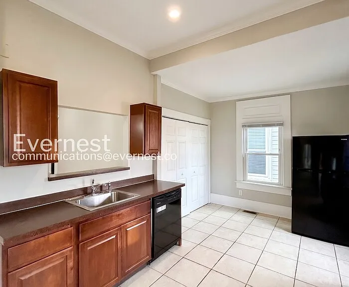 1304 Oakwood Ave — Photo 5