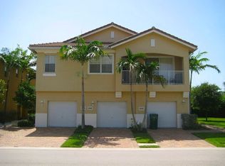 2921 Carvelle Dr, Riviera Beach, FL 33404