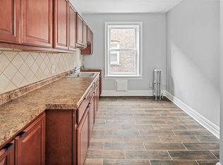 169 W 48th St APT 12, Bayonne, NJ 07002