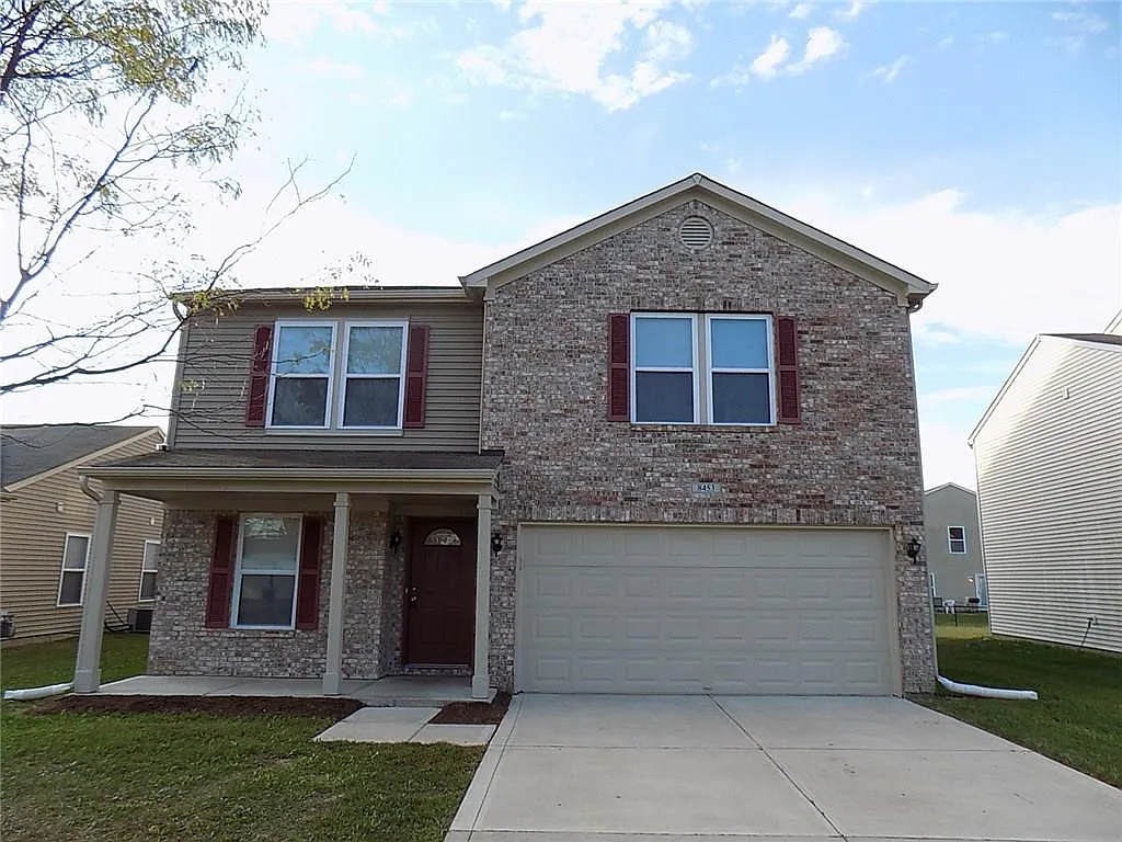 8453 Wanda Lake Dr photo 1