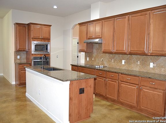 5th image of 1135 Glen Wood Dr