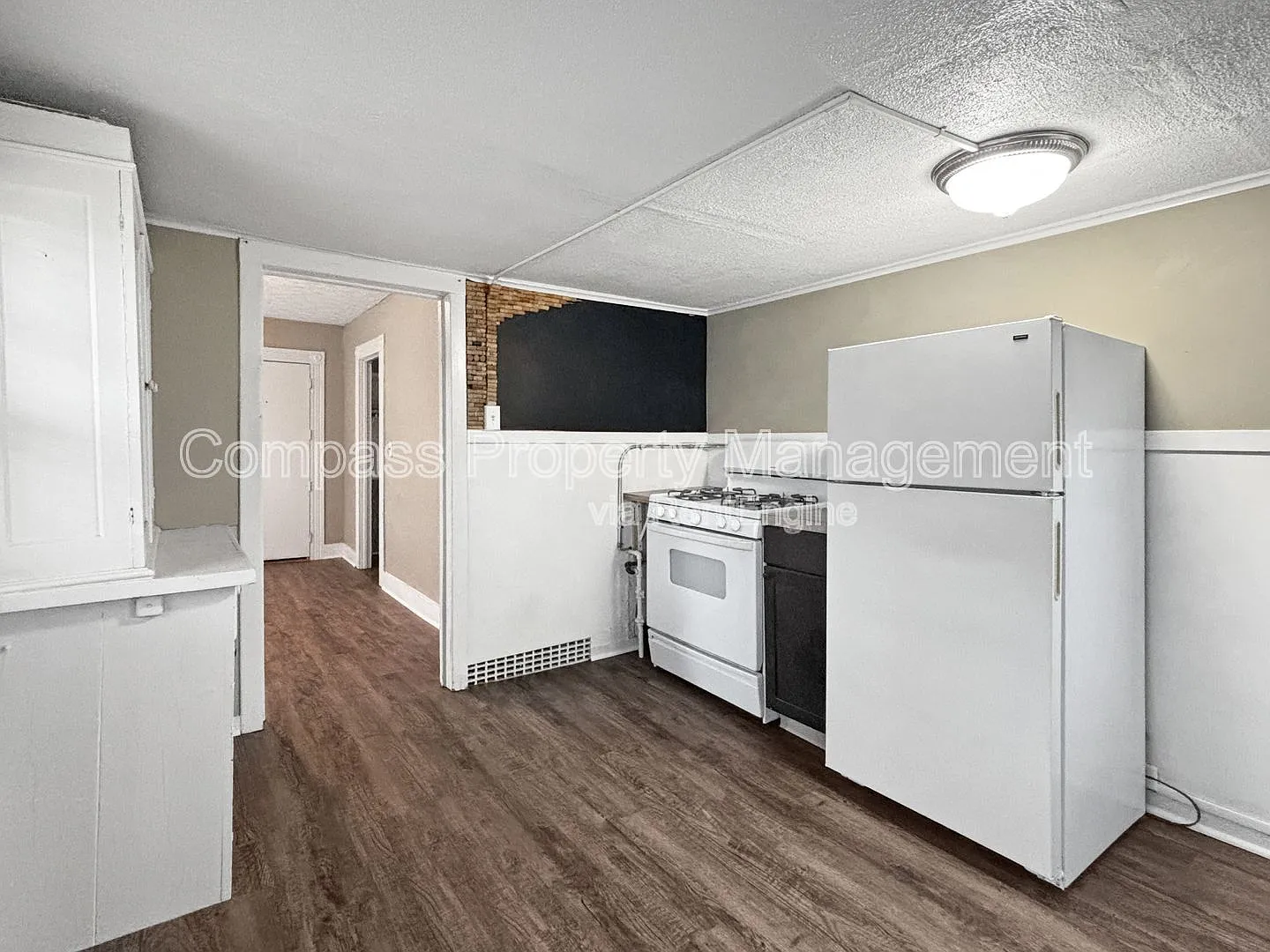 Studio, 1.0 bath, 600 sqft, $1,095 — Photo 3