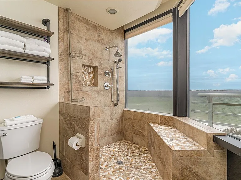 1390 Fort Pickens Rd #210 — Photo 23