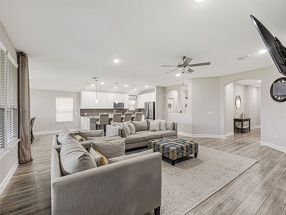 5th image of 2809 Ranger Ln