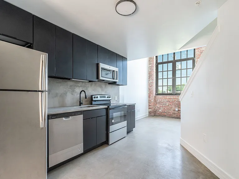 3003 Glenwood — Photo 118