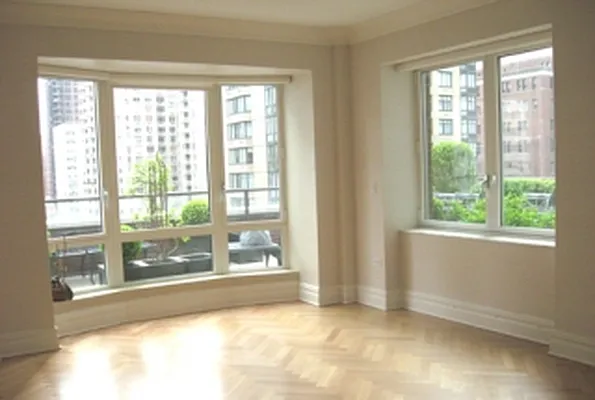 Rented by Fox Residential Group | media 19