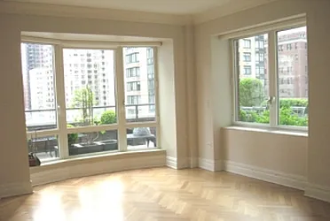 Rented by Fox Residential Group