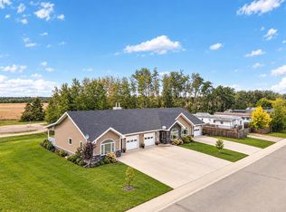 10104 E 112th St #1, Mackenzie County, AB T0H 2H0