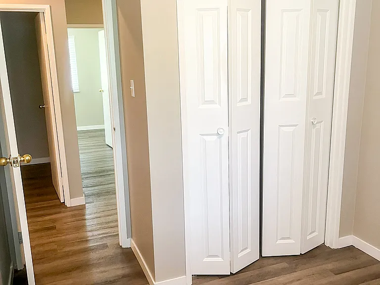 627 Lilac Ave — Photo 16
