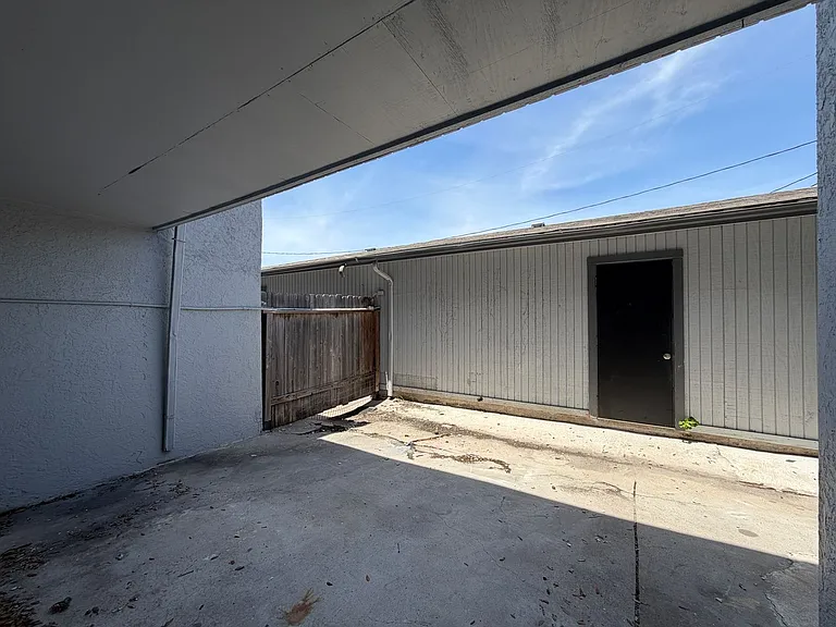 4226 Walnut Hills Dr #4 — Photo 30
