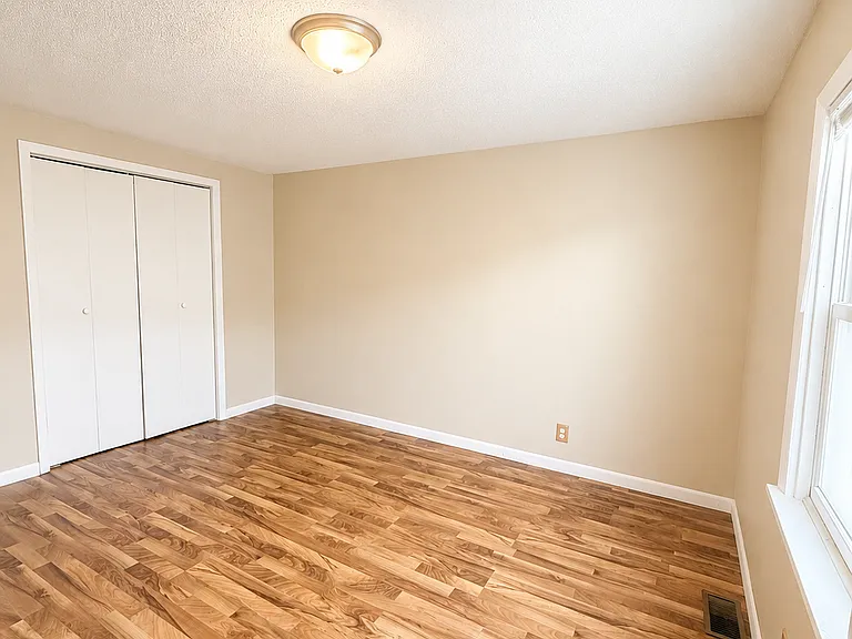 2114 N Buckeye St — Photo 8