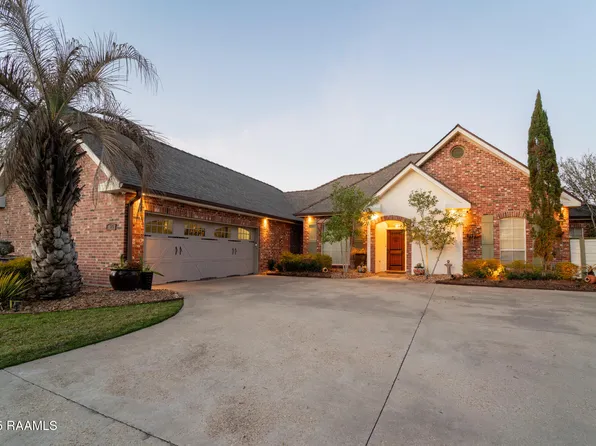 405 Hamlet Ln, Lafayette, LA 70508