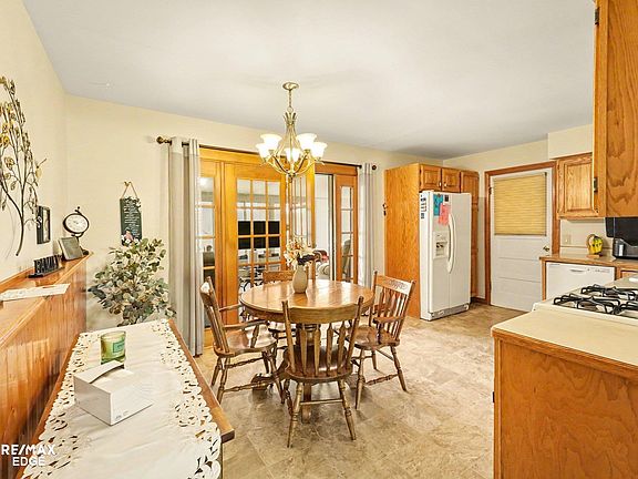 5th image of 10247 E Coldwater Rd