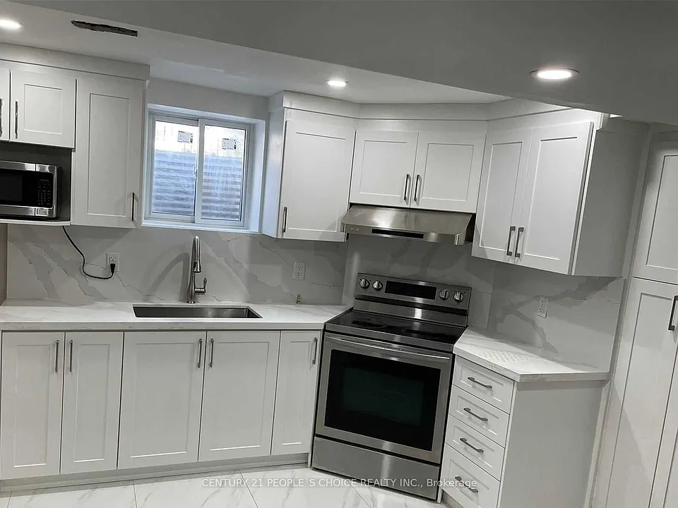 6929 Gooderham Estate Blvd #BASEMENT