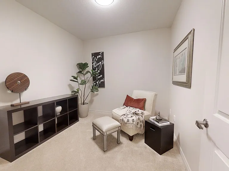 835 Chelton Rd — Photo 19