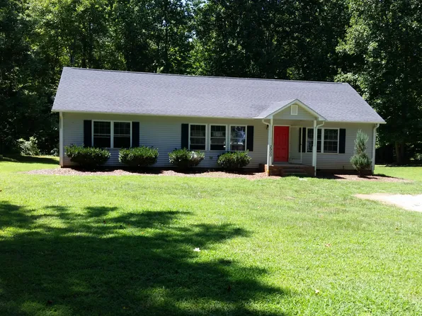 2900 Ballpark Dr, Chapel Hill, NC 27243