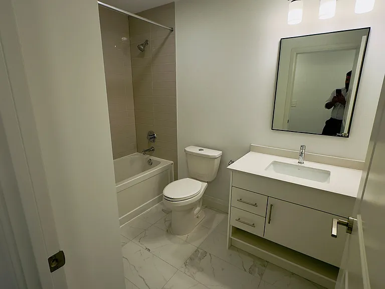 1333 Weber St E #304 — Photo 7