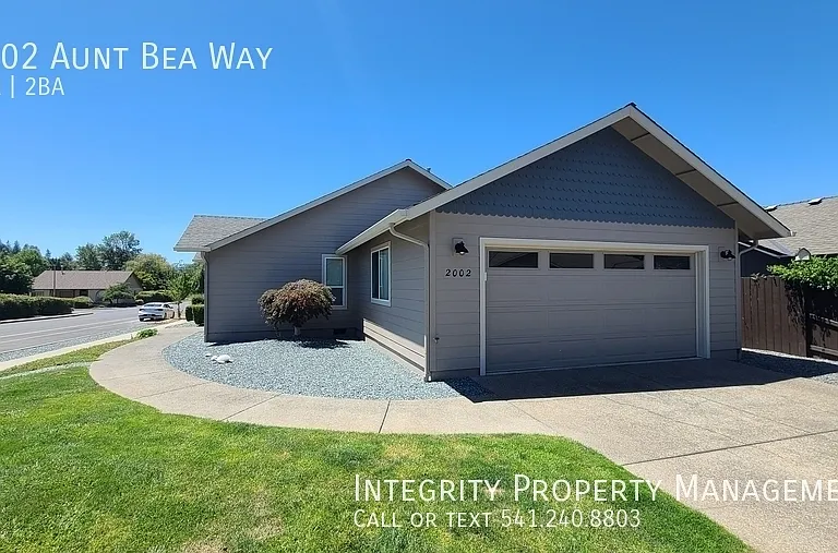 2002 Aunt Bea Way — Photo 4