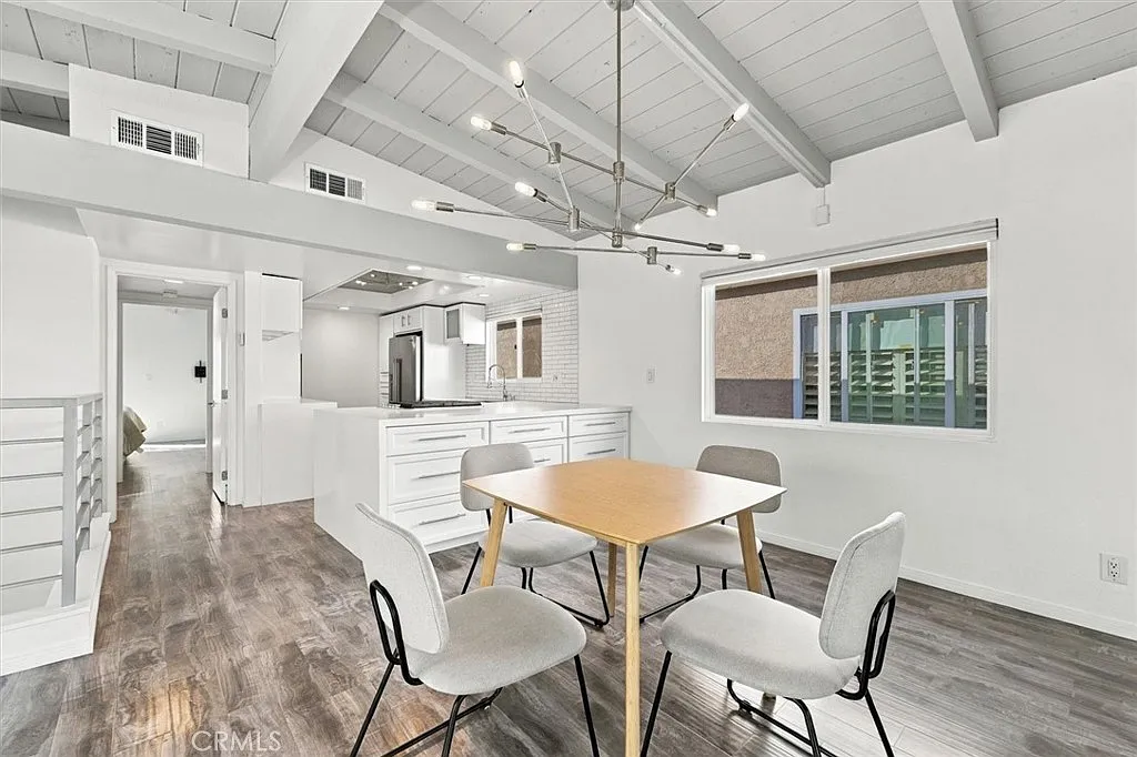 3 bed, 1767 sqft, $7,750 — Photo 3