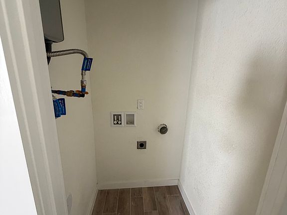 5th image of 299 Crystal Marie Rd #2