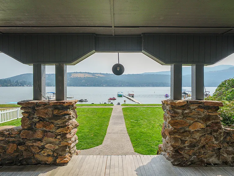 1207 S Liberty Dr — Photo 3