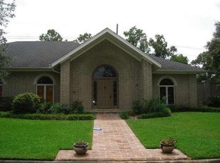 3 Bayou Bend Pl, Beaumont, TX 77706