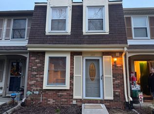 359 New World Dr, Clairton, PA