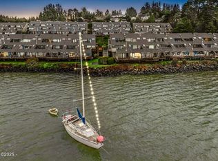 1000 SE Bay Blvd #G-2-140, Newport, OR
