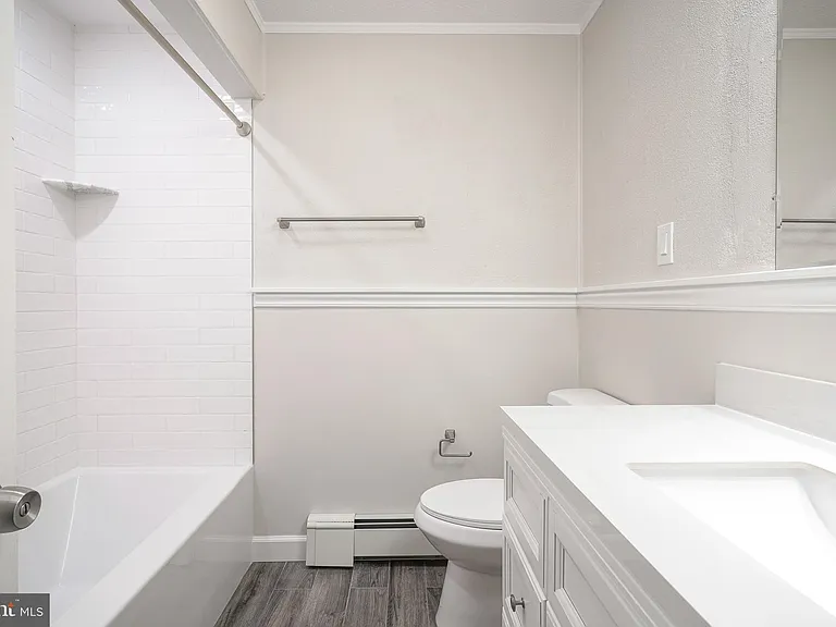611 Fries Mill Rd #A — Photo 20
