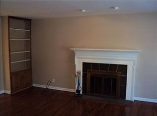 402 Haugh Dr, Pittsburgh, PA 15237