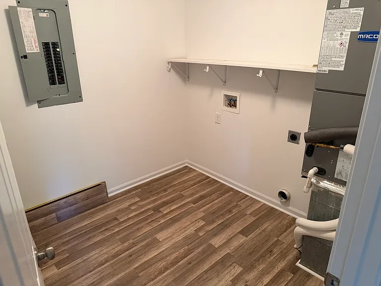 108 Smithsonia Rd — Photo 15